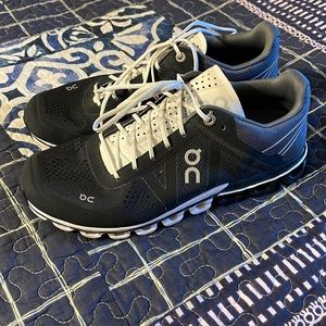 Brand new without box On Cloud Womens size 7.5 regular